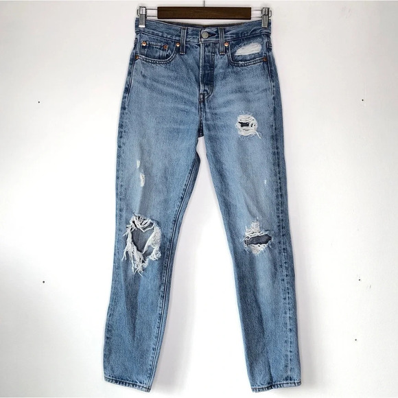 Levi‘s Premium Distressed Light Medium Wash Wedgie Jean Size 24 - Picture 2 of 14